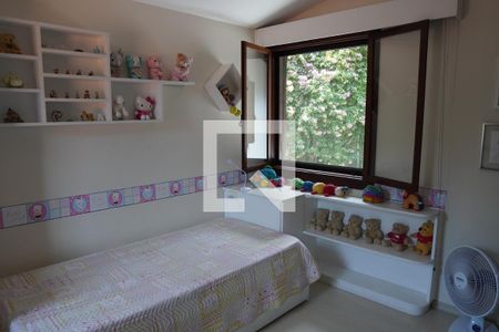 Casa à venda com 572m², 6 quartos e 4 vagasQuarto 2