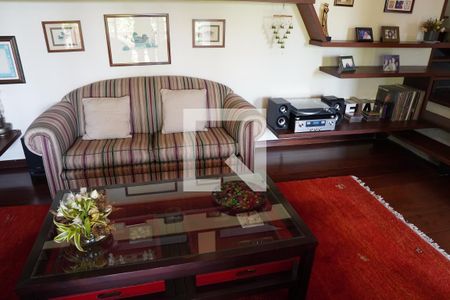 Casa à venda com 572m², 6 quartos e 4 vagasSala 3