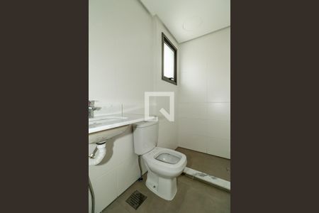 Banheiro da Suíte de apartamento para alugar com 2 quartos, 64m² em Passo D’areia, Porto Alegre