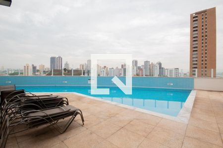 Apartamento para alugar com 33m², 1 quarto e 1 vaga Apartamento para alugar com 33m², 1 quarto e 1 vagaÁrea comum - Piscina