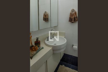 Apartamento à venda com 230m², 3 quartos e 2 vagasBanheiro quarto