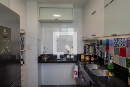 Apartamento à venda com 230m², 3 quartos e 2 vagasCozinha 