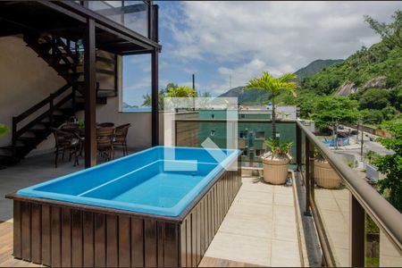 Apartamento à venda com 230m², 3 quartos e 2 vagasÁrea comum 