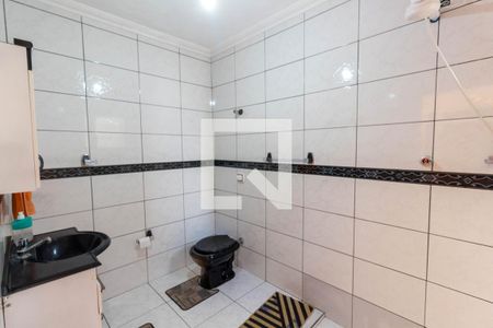 Casa à venda com 210m², 3 quartos e 2 vagasBanheiro da Suíte