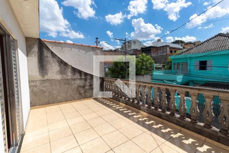 Casa à venda com 210m², 3 quartos e 2 vagasVaranda