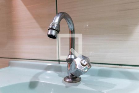 Casa à venda com 210m², 3 quartos e 2 vagasBanheiro 2