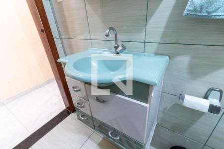 Casa à venda com 210m², 3 quartos e 2 vagasBanheiro 3