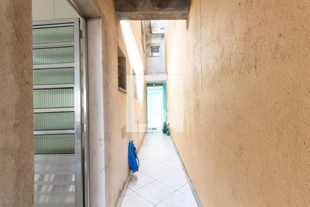 Casa à venda com 210m², 3 quartos e 2 vagasCorredor