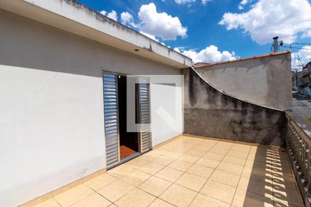 Casa à venda com 210m², 3 quartos e 2 vagasVaranda