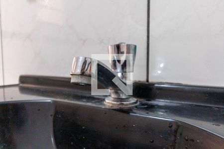 Casa à venda com 210m², 3 quartos e 2 vagasBanheiro - torneira