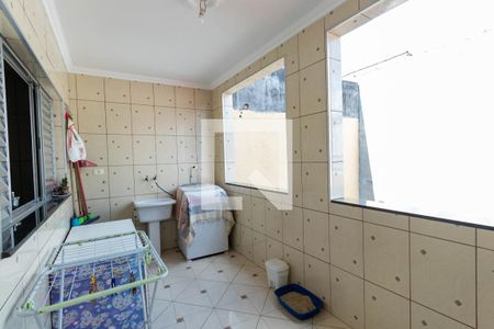 Casa à venda com 210m², 3 quartos e 2 vagasLavanderia