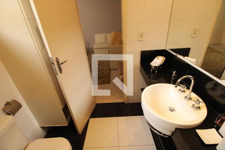 Banheiro da Suíte de casa de condomínio à venda com 2 quartos, 90m² em Méier, Rio de Janeiro
