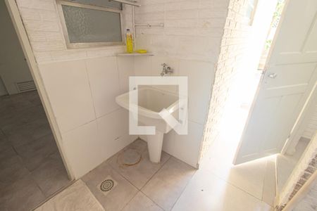 Casa para alugar com 60m², 2 quartos e 1 vagaDetalhe da Área de Serviço