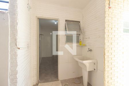 Casa para alugar com 60m², 2 quartos e 1 vagaÁrea de Serviço