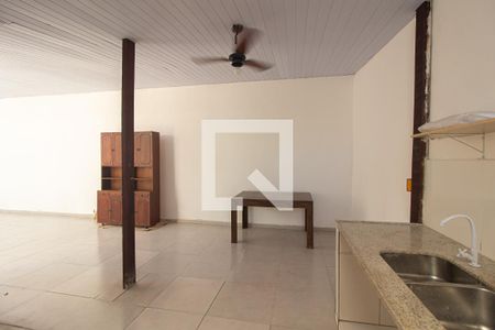 Casa para alugar com 60m², 2 quartos e 1 vagaVaranda