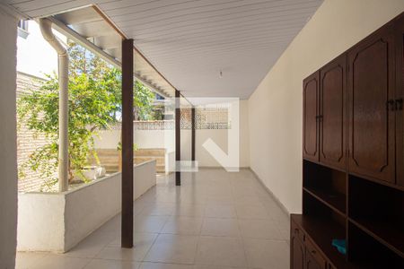 Casa para alugar com 60m², 2 quartos e 1 vagaVaranda