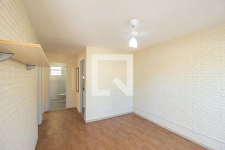 Sala de casa para alugar com 2 quartos, 60m² em Campo Grande, Rio de Janeiro