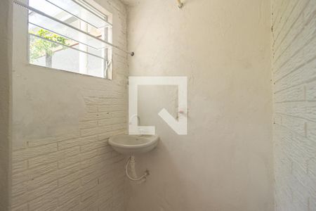 Casa para alugar com 60m², 2 quartos e 1 vagaLavabo