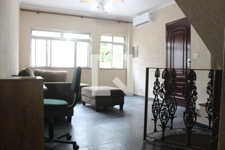 Sala 1 de casa para alugar com 2 quartos, 124m² em Centro, São Vicente