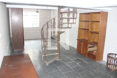 Sala 2 de casa para alugar com 2 quartos, 124m² em Centro, São Vicente