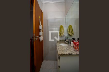 Casa à venda com 233m², 4 quartos e 4 vagasBanheiro