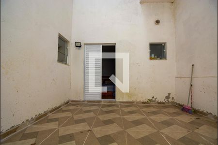 Casa à venda com 233m², 4 quartos e 4 vagasÁrea externa 