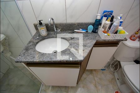 Casa à venda com 233m², 4 quartos e 4 vagasBanheiro