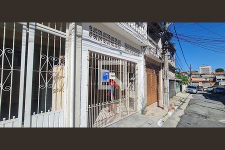 Casa para alugar com 130m², 2 quartos e 1 vaga Casa para alugar com 130m², 2 quartos e 1 vagaFachada do imóvel