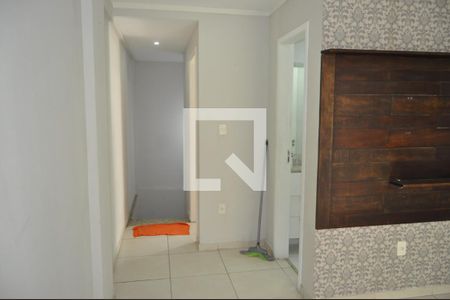 Corredor  de apartamento à venda com 3 quartos, 104m² em Todos Os Santos, Rio de Janeiro