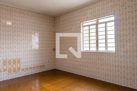 Casa à venda com 190m², 2 quartos e 2 vagasCozinha