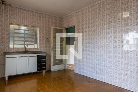 Casa à venda com 190m², 2 quartos e 2 vagasCozinha