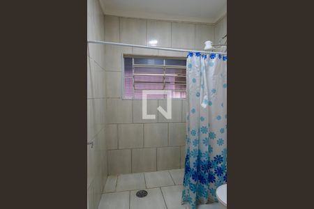 Casa à venda com 190m², 2 quartos e 2 vagasBanheiro