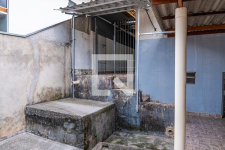 Casa à venda com 190m², 2 quartos e 2 vagasQuintal