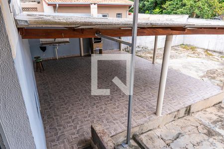 Casa à venda com 190m², 2 quartos e 2 vagasQuintal
