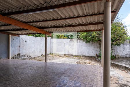 Casa à venda com 190m², 2 quartos e 2 vagasQuintal