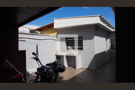 Casa à venda com 184m², 3 quartos e 3 vagasVaranda