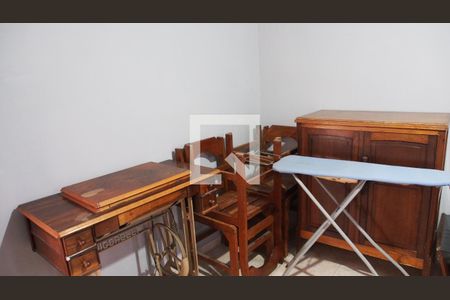 Casa à venda com 184m², 3 quartos e 3 vagasQuarto 2