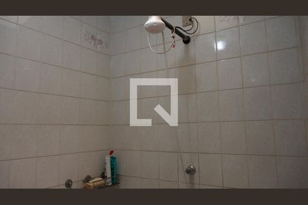 Casa à venda com 184m², 3 quartos e 3 vagasBanheiro 2