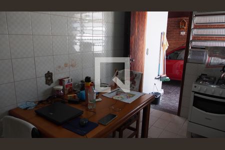 Casa à venda com 184m², 3 quartos e 3 vagasCozinha