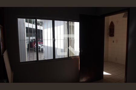 Casa à venda com 184m², 3 quartos e 3 vagasQuarto 2