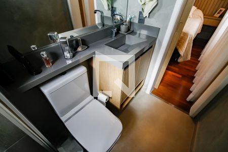 Apartamento à venda com 184m², 3 quartos e 3 vagas Apartamento à venda com 184m², 3 quartos e 3 vagasBanheiro da Suíte 1