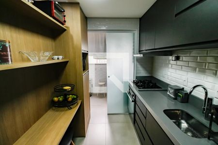 Apartamento à venda com 184m², 3 quartos e 3 vagas Apartamento à venda com 184m², 3 quartos e 3 vagasCozinha - Armários