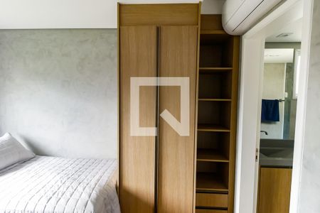 Apartamento à venda com 184m², 3 quartos e 3 vagas Apartamento à venda com 184m², 3 quartos e 3 vagasSuíte 3 - armários