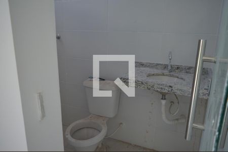 Casa de condomínio à venda com 150m², 3 quartos e 2 vagasBanheiro da Suíte