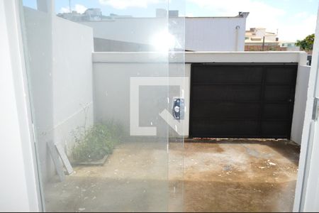 Casa de condomínio à venda com 150m², 3 quartos e 2 vagasGaragem