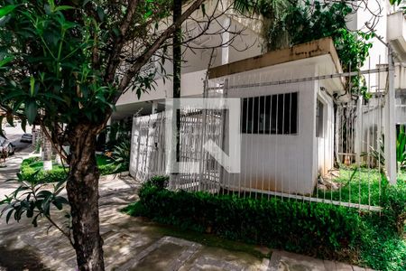 Apartamento à venda com 104m², 3 quartos e 2 vagasFachada e portaria