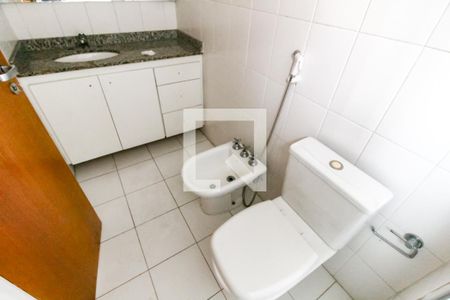 Apartamento à venda com 104m², 3 quartos e 2 vagasBanheiro da Suíte