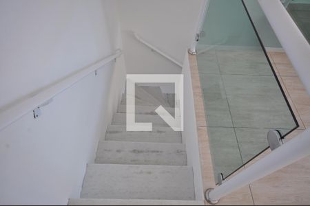 Apartamento para alugar com 118m², 2 quartos e 1 vagaEscada