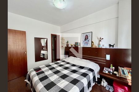 Quarto 1 de apartamento para alugar com 2 quartos, 60m² em Lourdes, Belo Horizonte