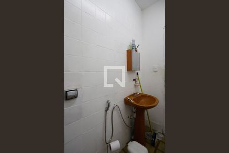 Casa para alugar com 120m², 2 quartos e 2 vagasBanheiro